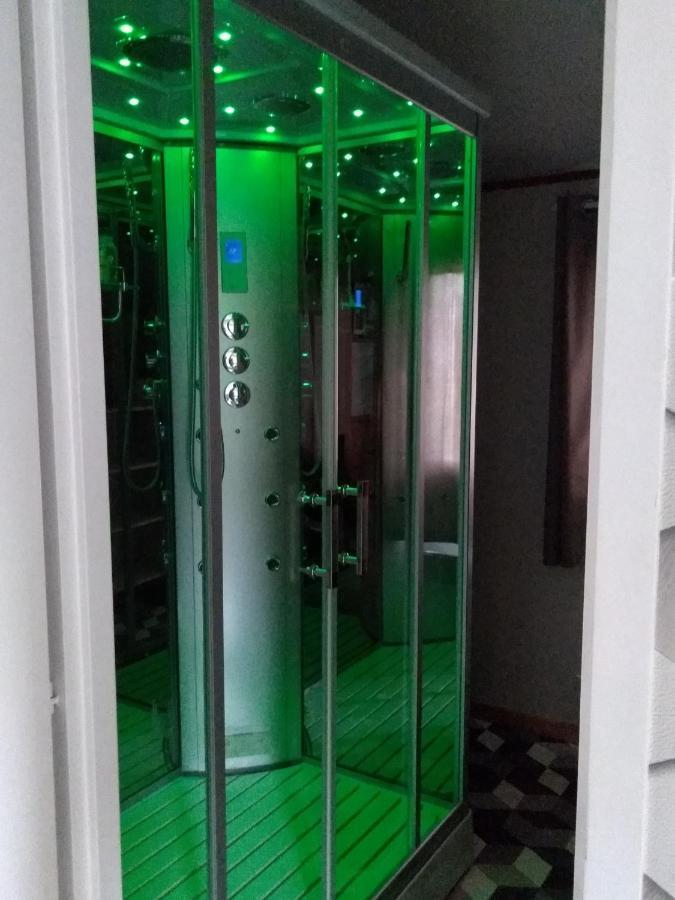 Le Haut Village Chambre D'Hotes Mobi-Loft Cosy Sauna ,Douche ,Chromotherapie Arrest Εξωτερικό φωτογραφία